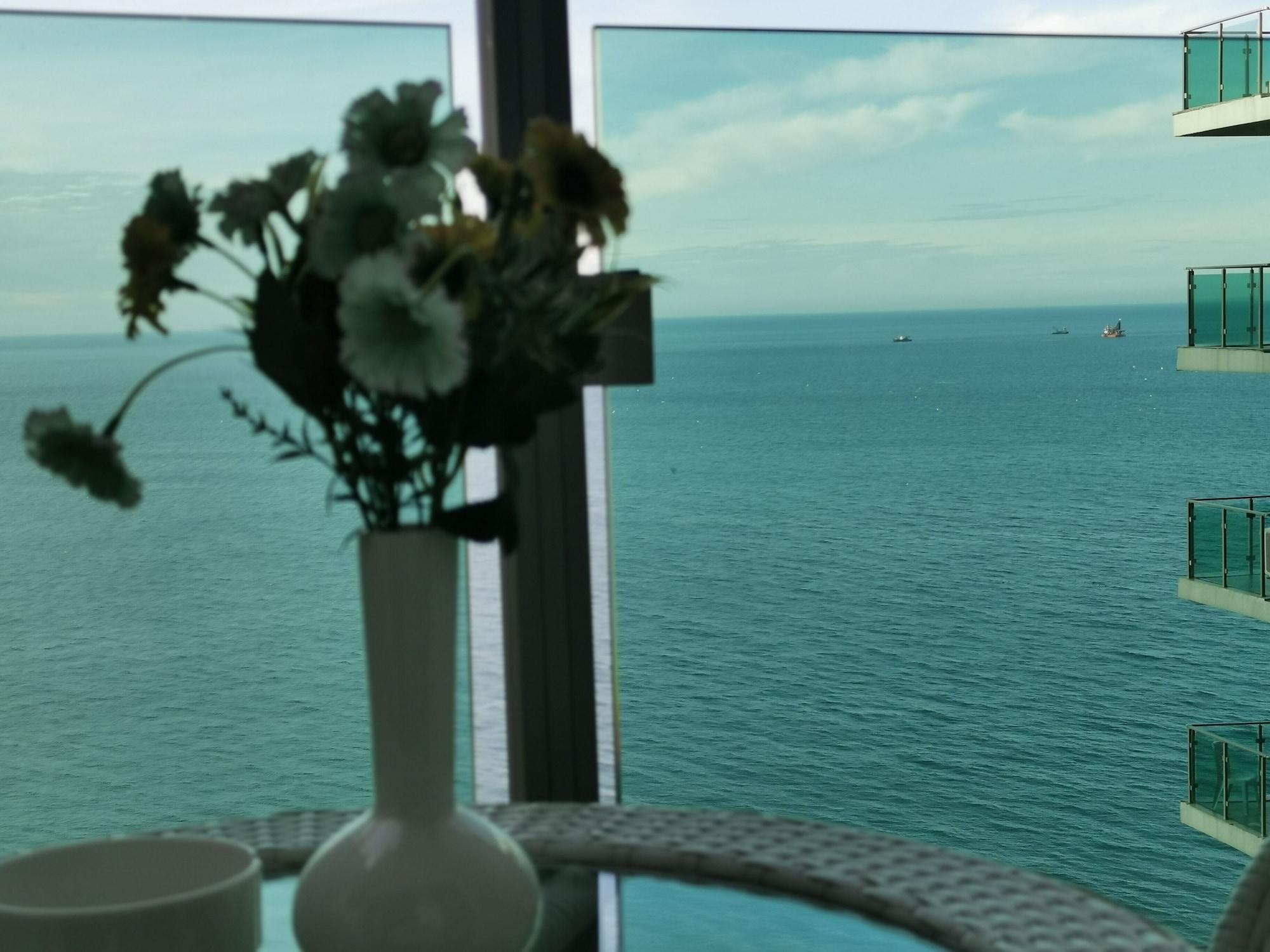 Aqua Batumi Hotel & Apartments Eksteriør bilde