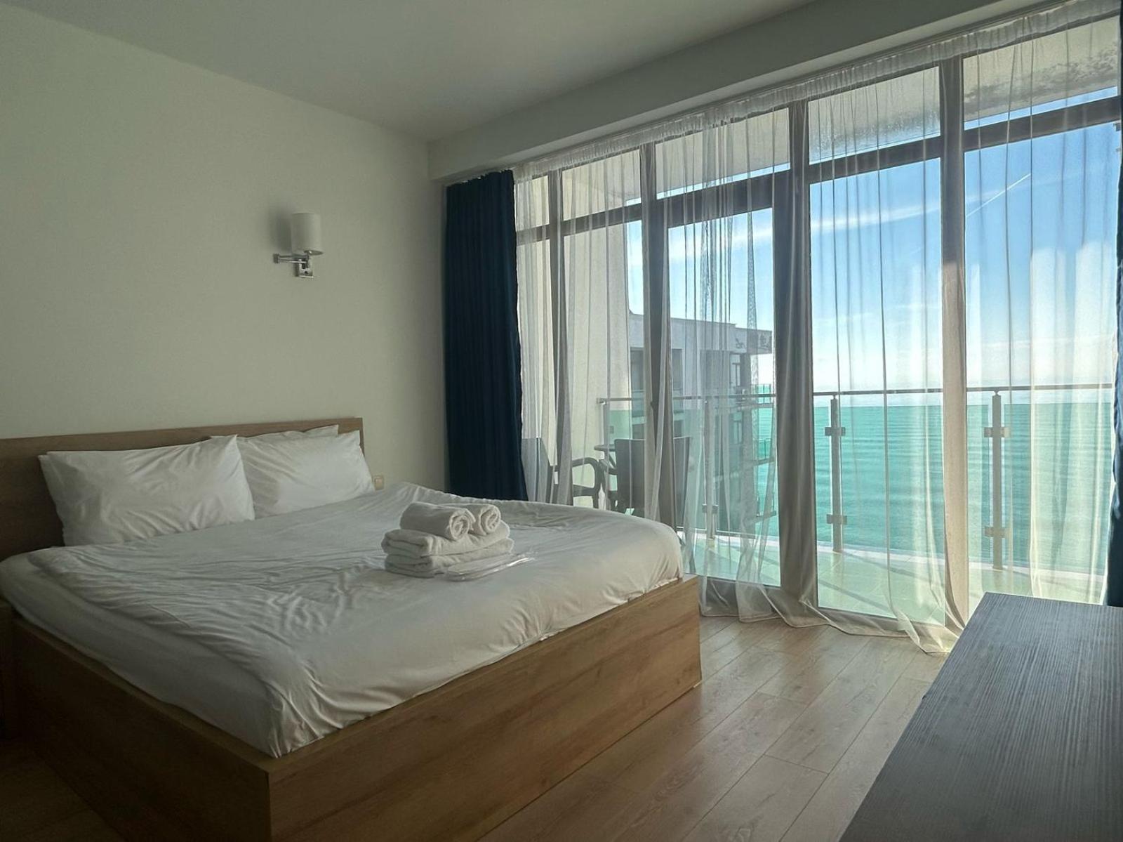 Aqua Batumi Hotel & Apartments Eksteriør bilde