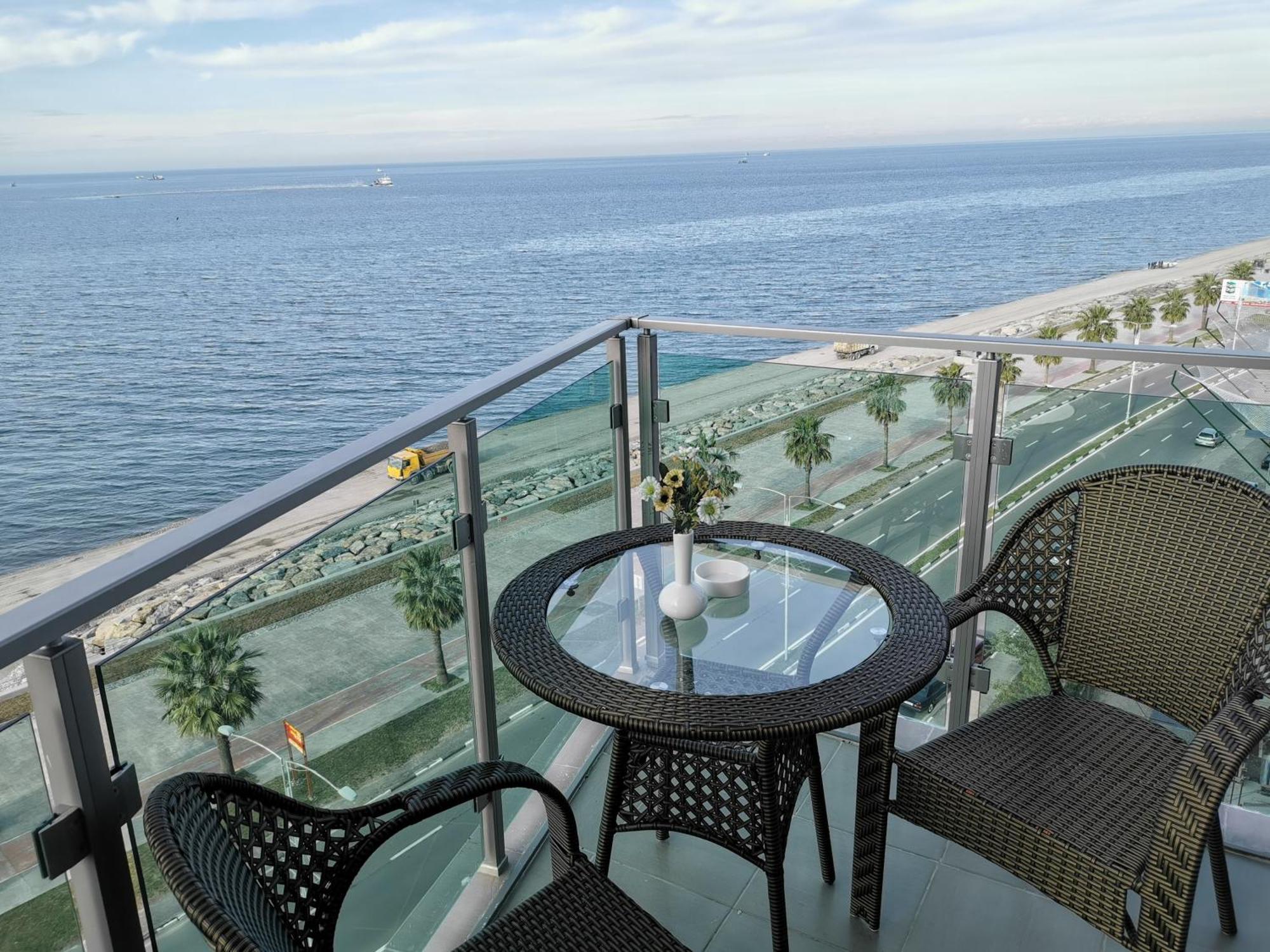 Aqua Batumi Hotel & Apartments Eksteriør bilde
